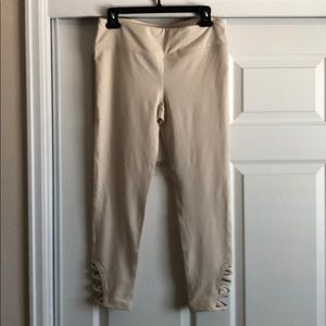 NWOT Carly Jean Athletic Leggings